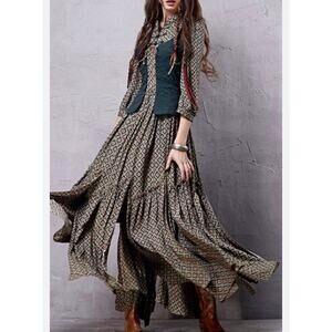 Vicky and Lucas Bohemian Printed Prairie Maxi Dress Women's Size XS